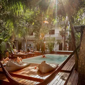 Che & Bar Adults Only Hostel Tulum